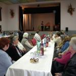 Posedenie s dôchodcami